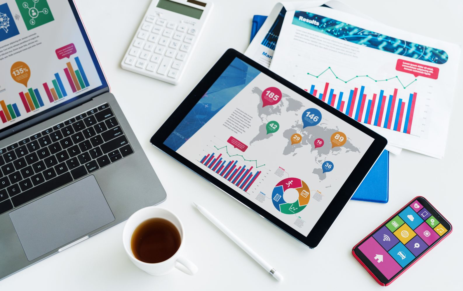 AI brain and BI dashboard icons side by side, symbolizing their complementary roles in business analytics